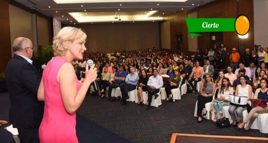 Foto tomada del Facebook de Cynthia Viteri