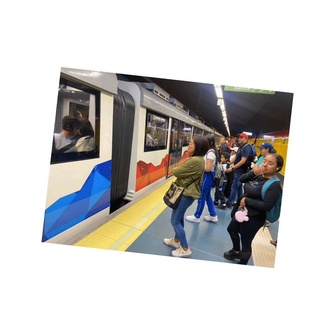 El Metro de Quito ya transportó 1,7 millones de pasajeros