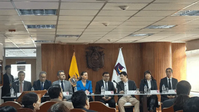 Corte Constitucional