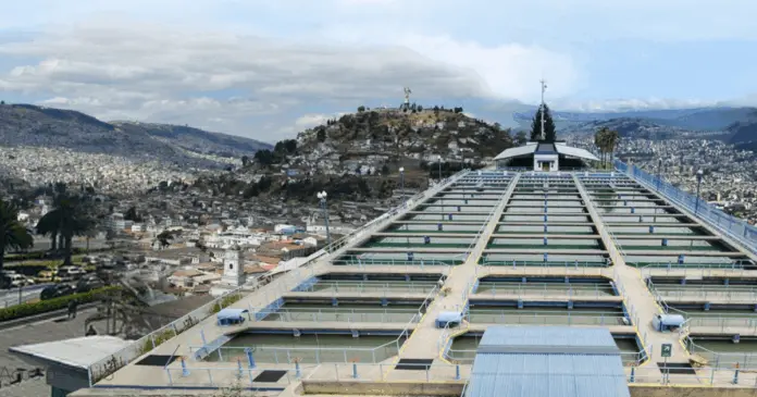 agua Quito