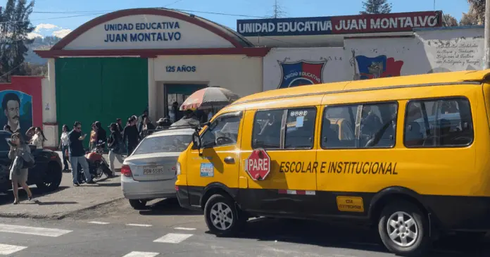 millones de estudiantes clases